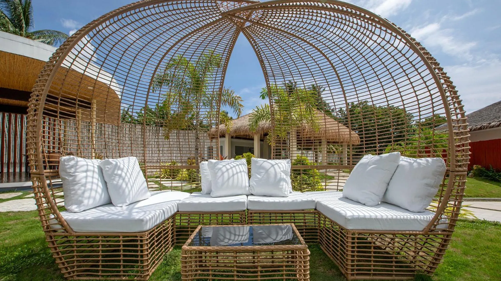 Secret Garden Resort & Villas Panglao Island Biking 4*,