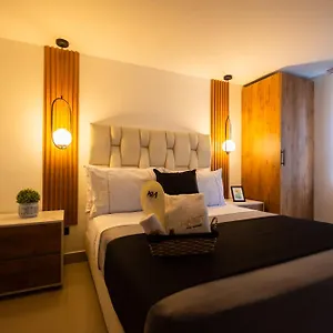 naiot-boutique.colombiamedellinhotels.com/